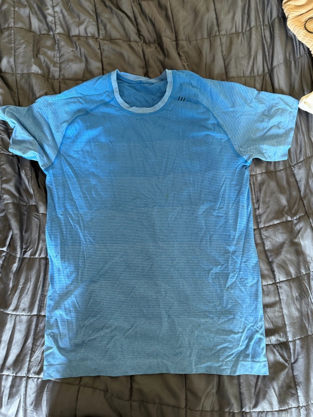 lululemon athletica Men's Short-Sleeve Athletic Tee in Blue